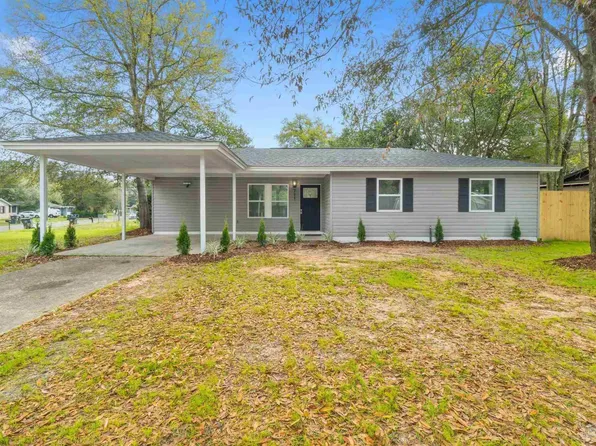711 Loire Way, Pensacola, FL 32505