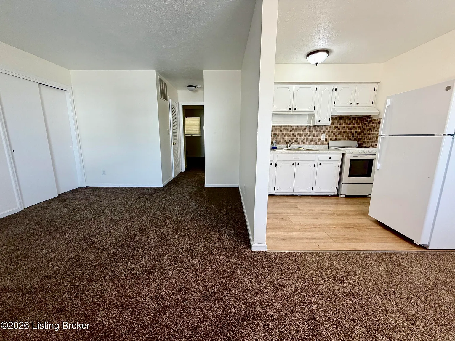 1718 Tempest Way — Photo 3