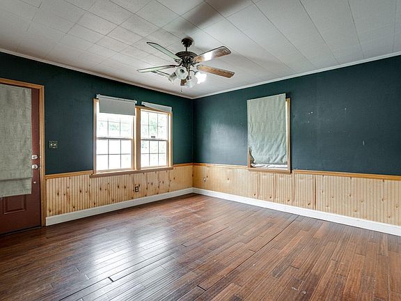 4th image of 1304 McBrien Rd