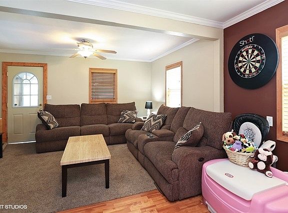4th image of 1422 Elm Ave