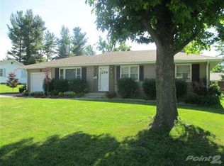 10 Newland Ln, Jacksonville, IL 62650