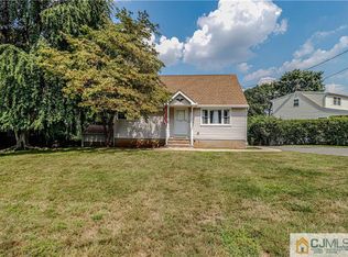 26 Wilcox Rd, New Brunswick, NJ 08901