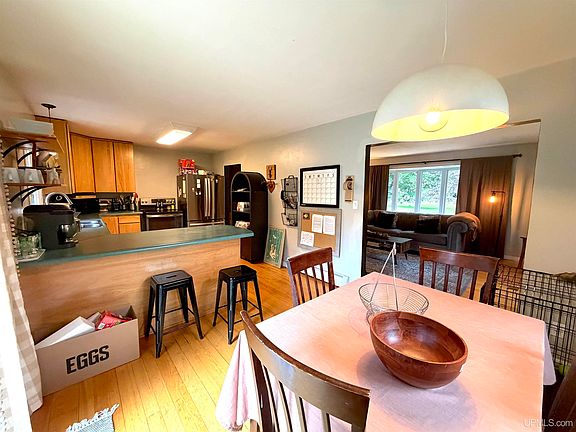 5th image of 129 Wilderness Rd