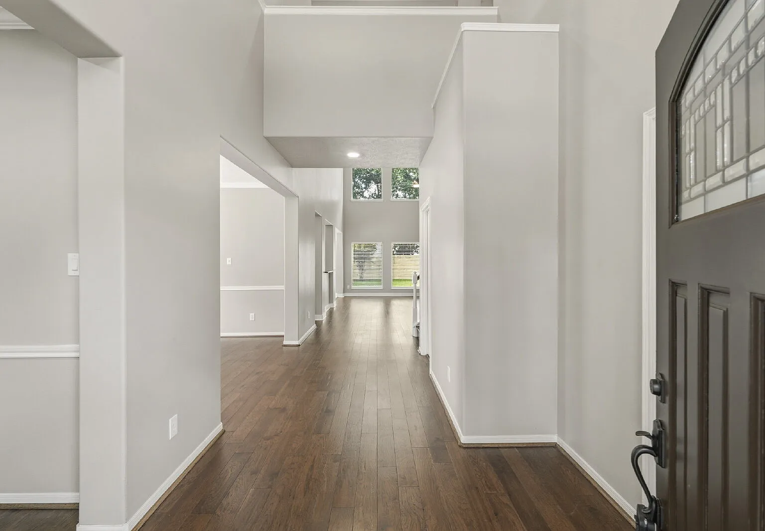 4 bed, 3.5 bath, 3532 sqft, $3,500 — Photo 3