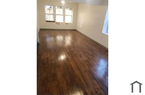 Building Photo - 11323 S King Dr #1