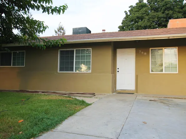 768 N Pine St, Woodlake, CA 93286