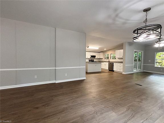 4th image of 6557 Kerr Dr