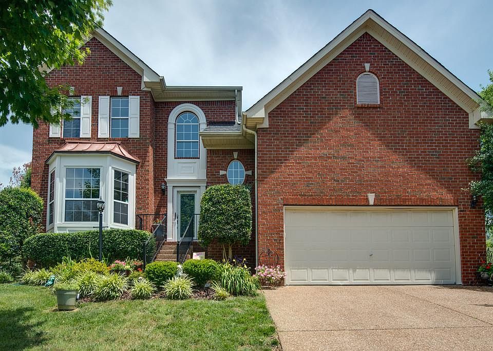 1st image of 130 Mansker Park Dr