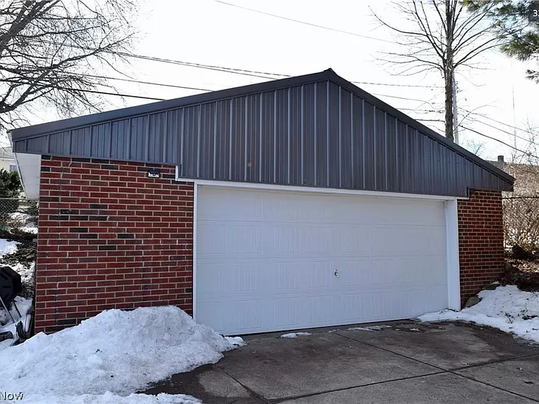 2 car garage