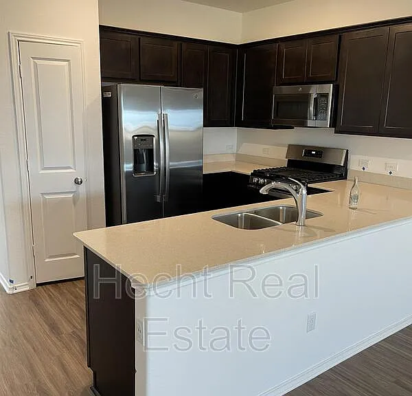 267 Geode Gln — Photo 10