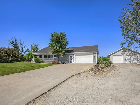 3435 Breen Rd, Emmett, MI 48022
