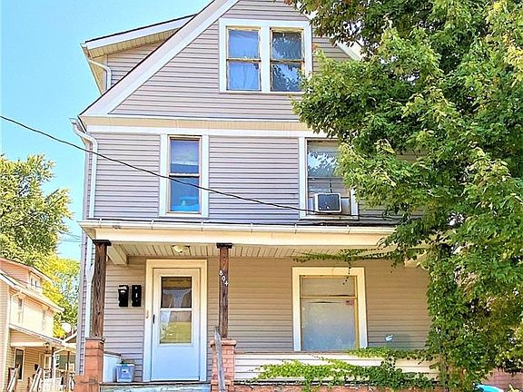 2nd image of 804 McGregor Ave NW