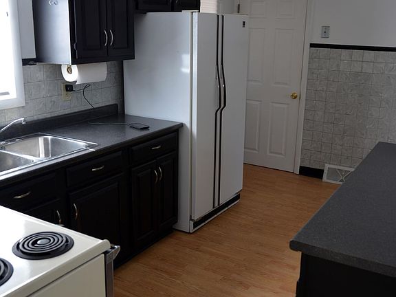 Kitchen view #2, from dining room