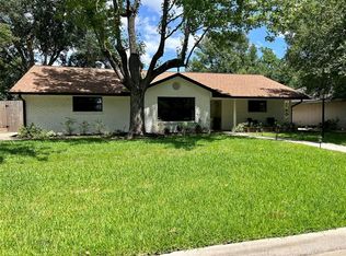 3910 Mona Lee Ln, Houston, TX 77080