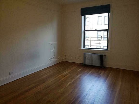 2nd image of 2815 34th St APT 2D