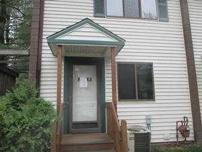 2248 Pine Top Ct, Akron, OH, 44319