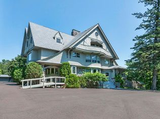 2306 E Superior St APT 3, Duluth, MN 55812