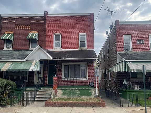 2nd image of 1317 W 3rd St