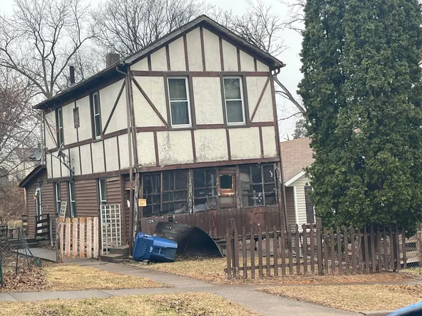 1224 Esplanade Ave, Davenport, IA 52803