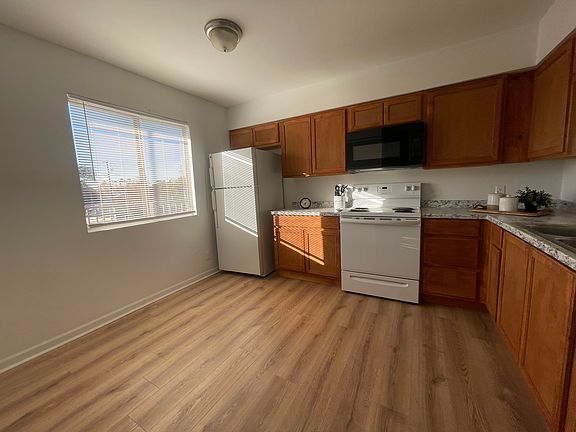 4th image of 701 S Roosevelt St APT 210