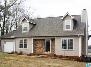 1710 Savannah Dr, Weaver, AL 36277