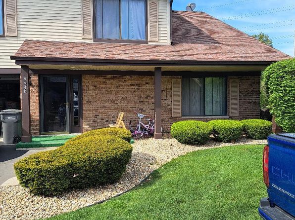 9230 Hartwood Ct #1404, Orland Park, IL 60462