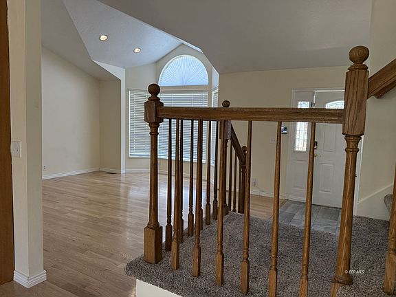 3rd image of 2110 Sierra Cir