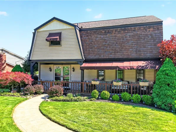 130 Grouse Dr, Elizabeth, PA 15037