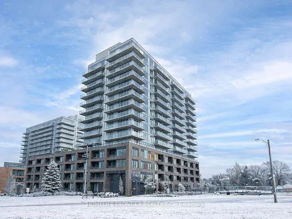 185 Deerfield Rd #220, Newmarket, ON L2Y 0G7