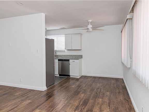 3rd image of 3934 Van Buren Pl #1
