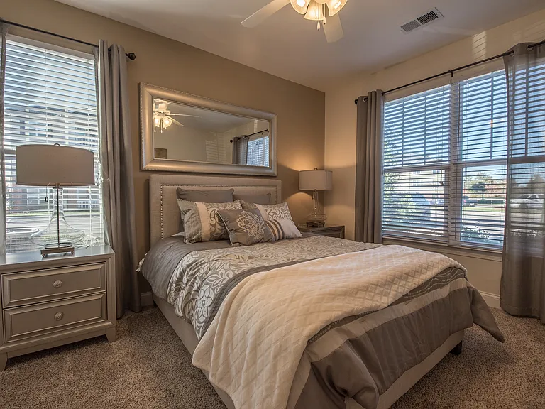Afton Ridge Apartments — Photo 17
