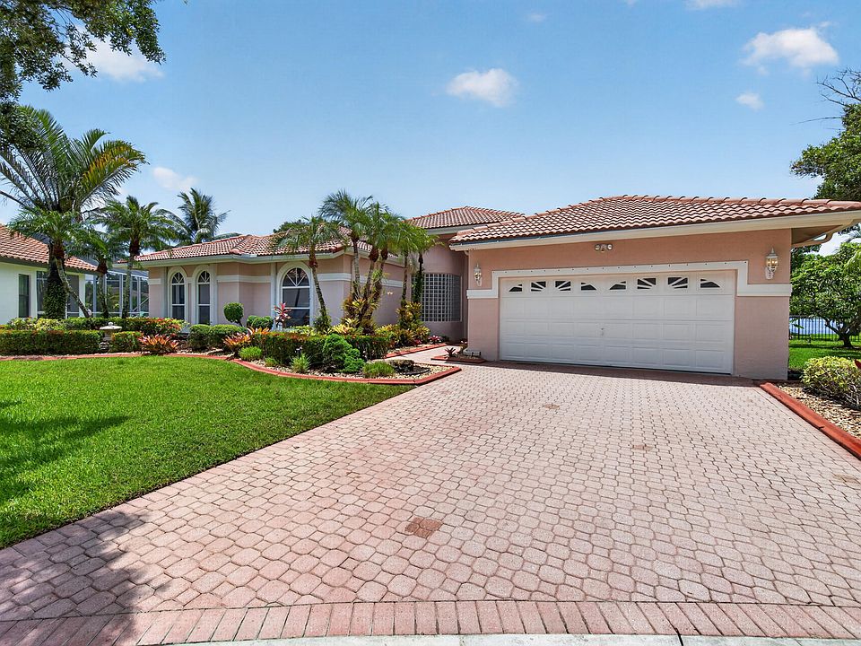 1st image of 1501 NW 180th Way