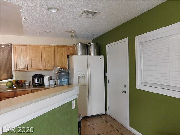 5th image of 2300 Theresa Ave