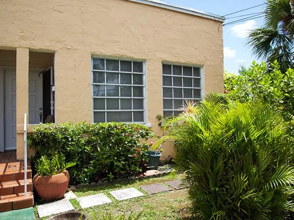 (undisclosed Address), Miami, FL 33135