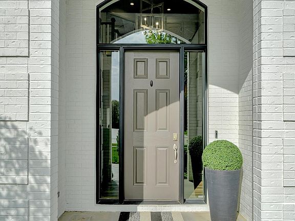4th image of 5525 S 96th Pl