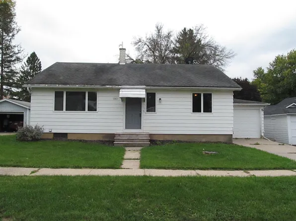 1407 Back St, Beloit, WI 53511