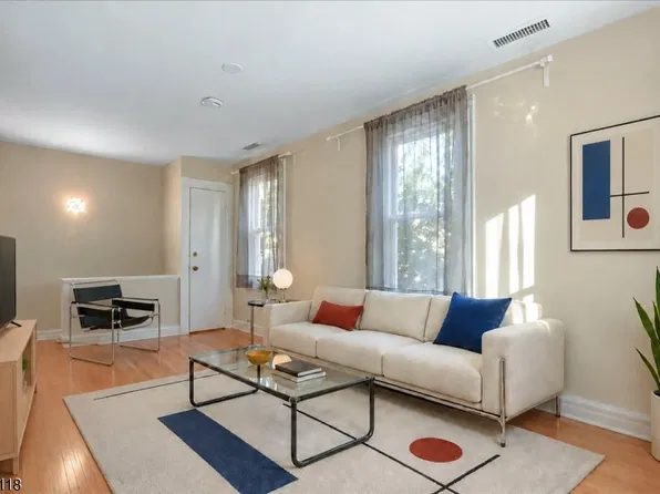 27 Valley Rd Floor 2, Montclair, NJ 07042