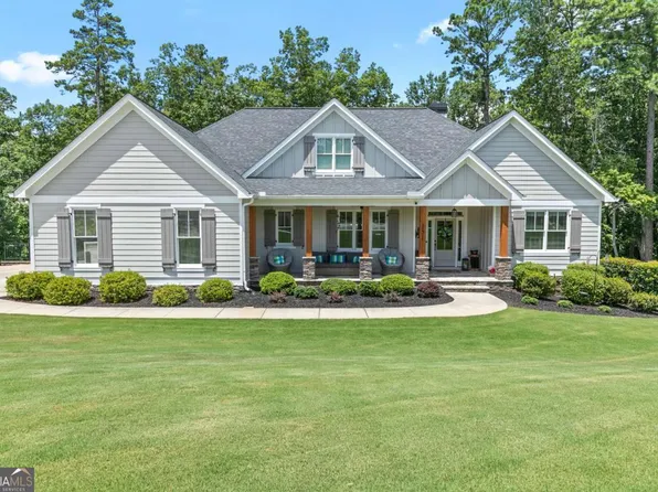 151 Wilshire Dr, White, GA 30184