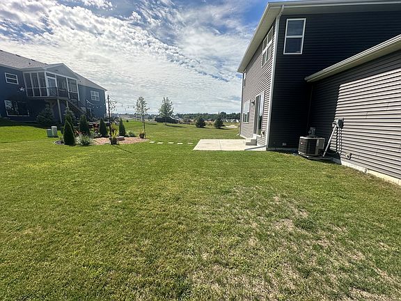 4th image of 533 Redan Dr