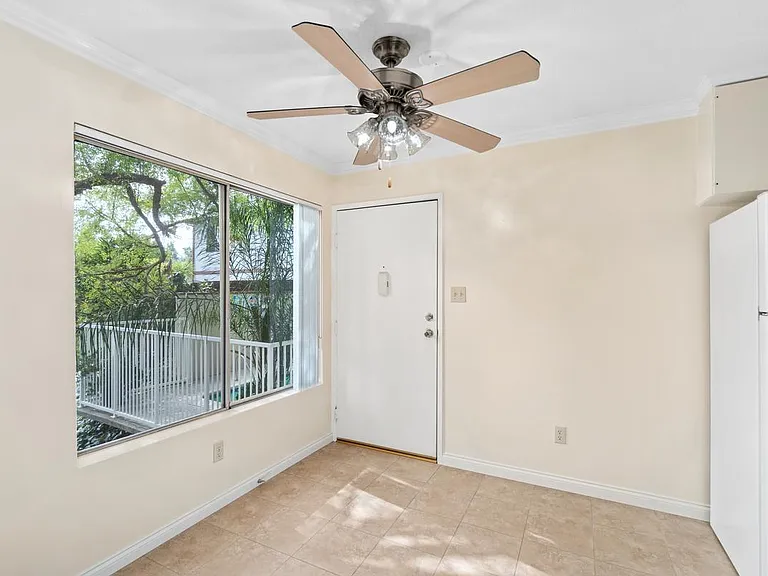 2266 Cazador Dr #21 — Photo 16