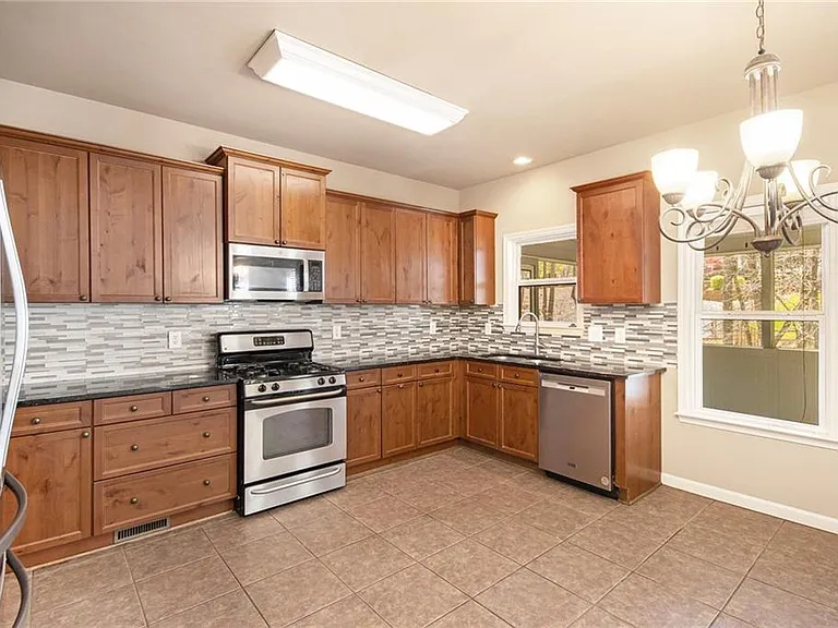 408 Turtle Rock Pl — Photo 10