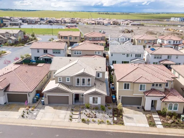 4643 Flagstaff Dr, Folsom, CA 95630