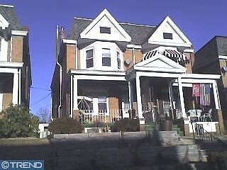 207 W. Wood - lft sd