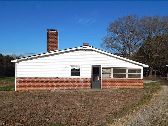 5th image of 4190 Grubbs Rd