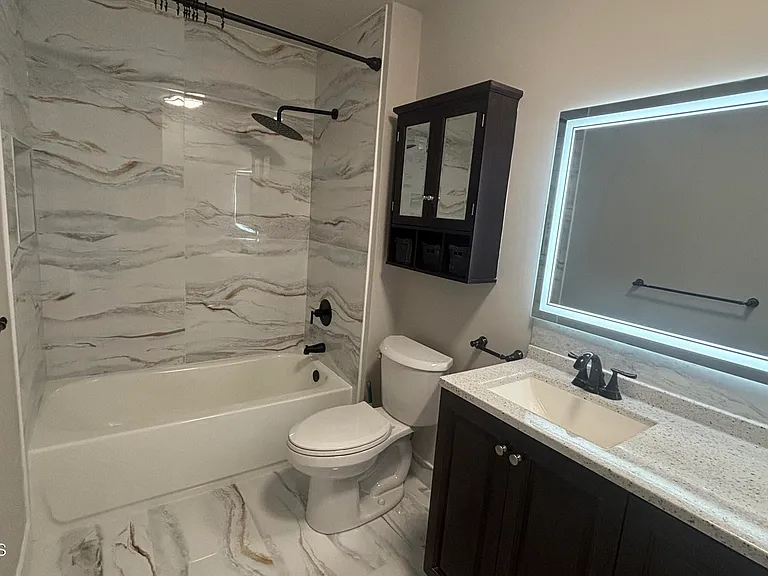 41 Village Green Way — Photo 21
