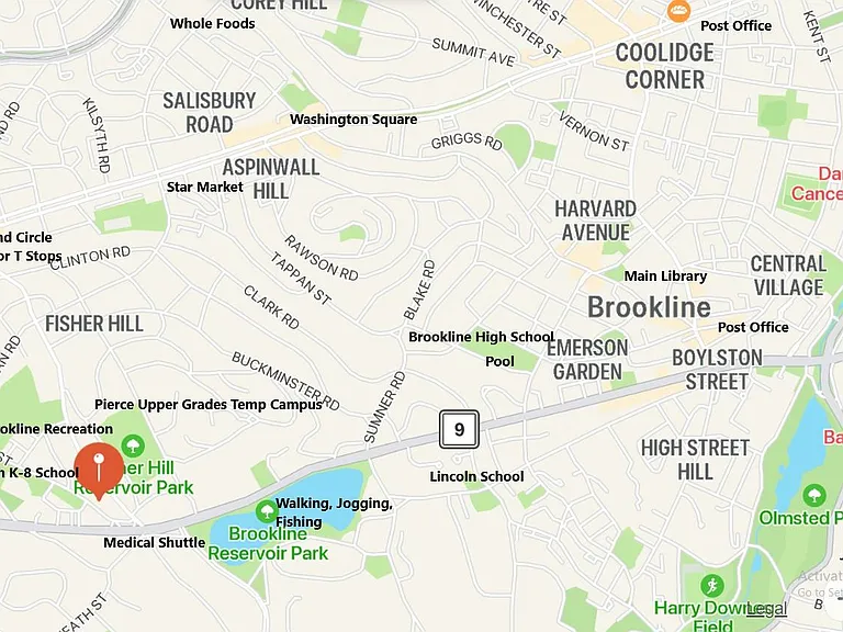 Centrally Located Minutes to Boston, Coolidge Corner and Chestnut Hill