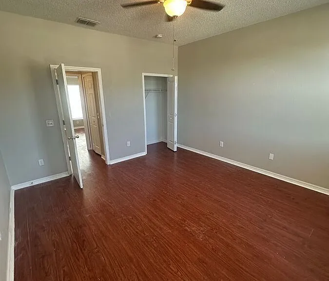 4453 Horseshoe Pick Ln — Photo 21