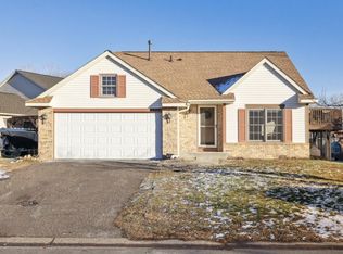 5429 Helena Rd N, Oakdale, MN 55128