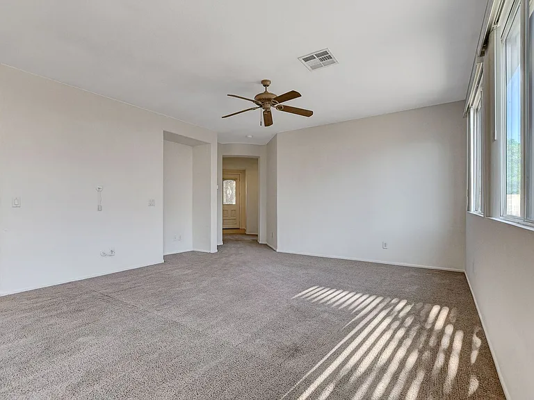 9215 Horseshoe Basin Ave — Photo 10