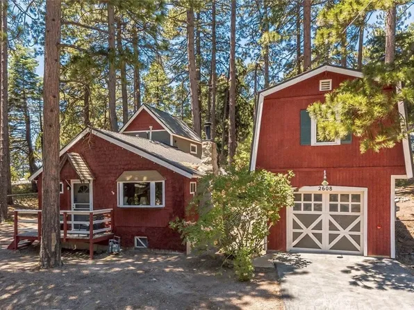 2608 Secret Dr, Running Springs, CA 92382